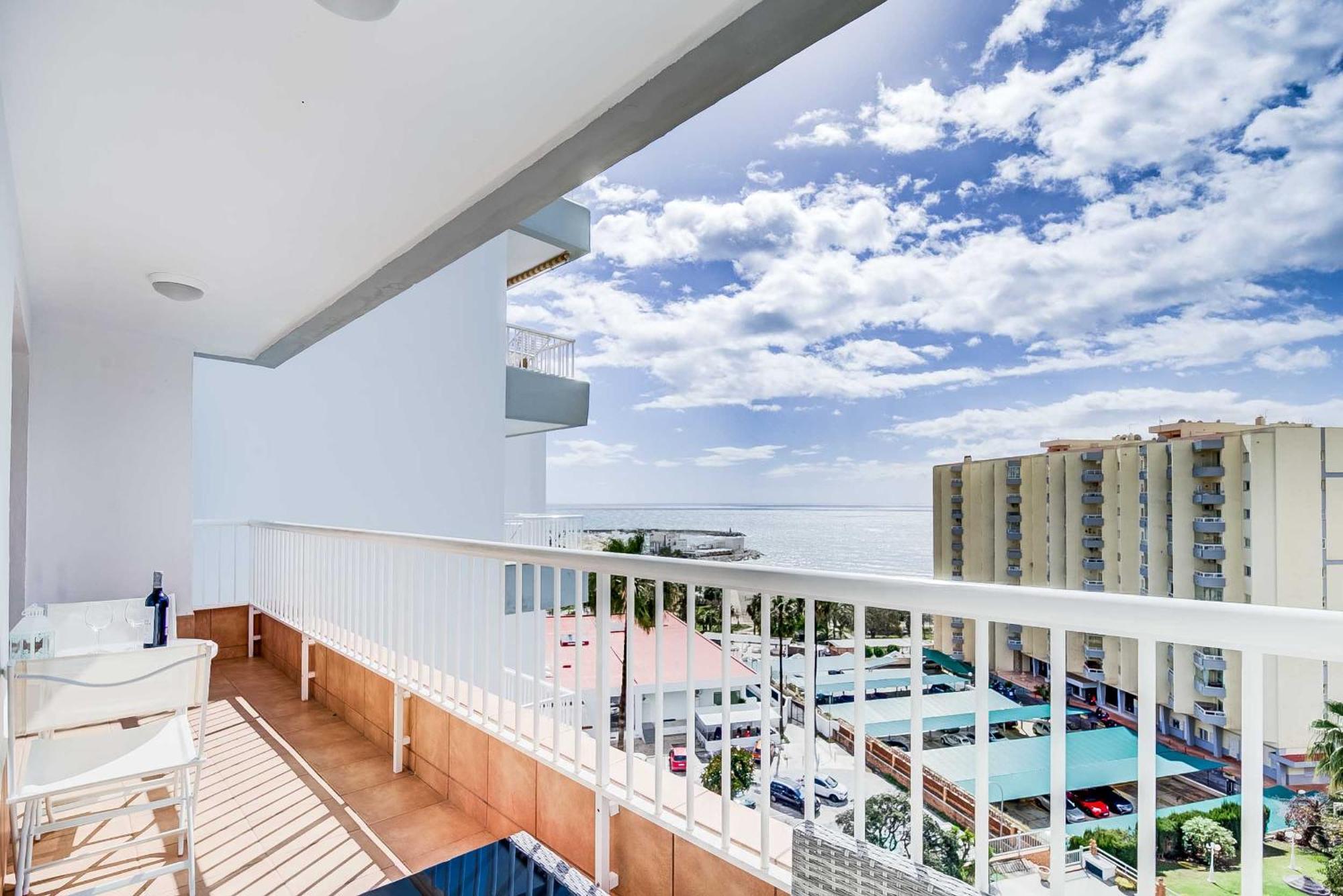 Puerto Marina, Apartamento Frente Al Mar Benalmádena Exterior foto