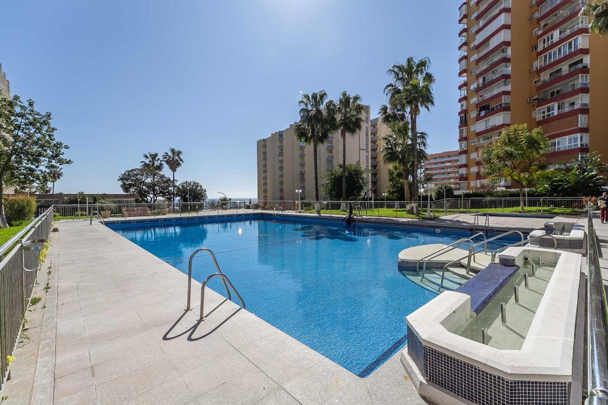 Puerto Marina, Apartamento Frente Al Mar Benalmádena Exterior foto