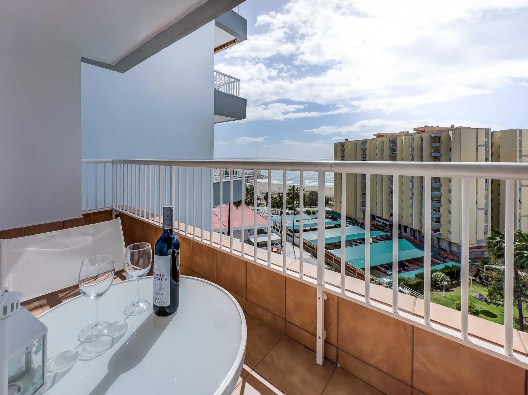 Puerto Marina, Apartamento Frente Al Mar Benalmádena Exterior foto